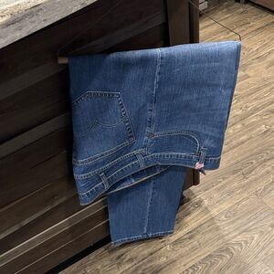 Levi's Classic Blue Jeans with Tan Label